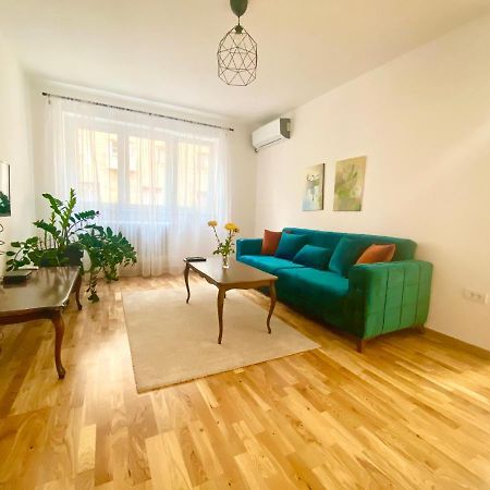 Uptown Girl Apartment Belgrade Exterior photo